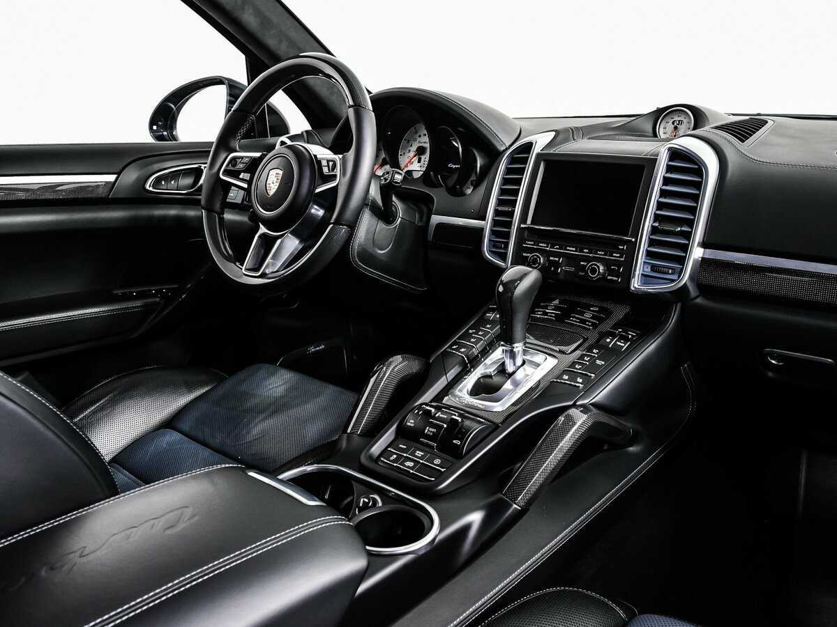 Porsche Cayenne Turbo, 2015 Фото №9