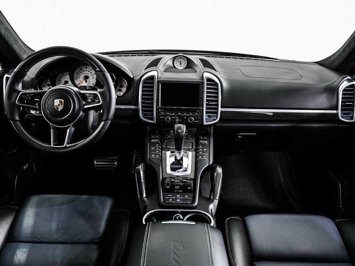 Porsche Cayenne Turbo, 2015 Фото №11