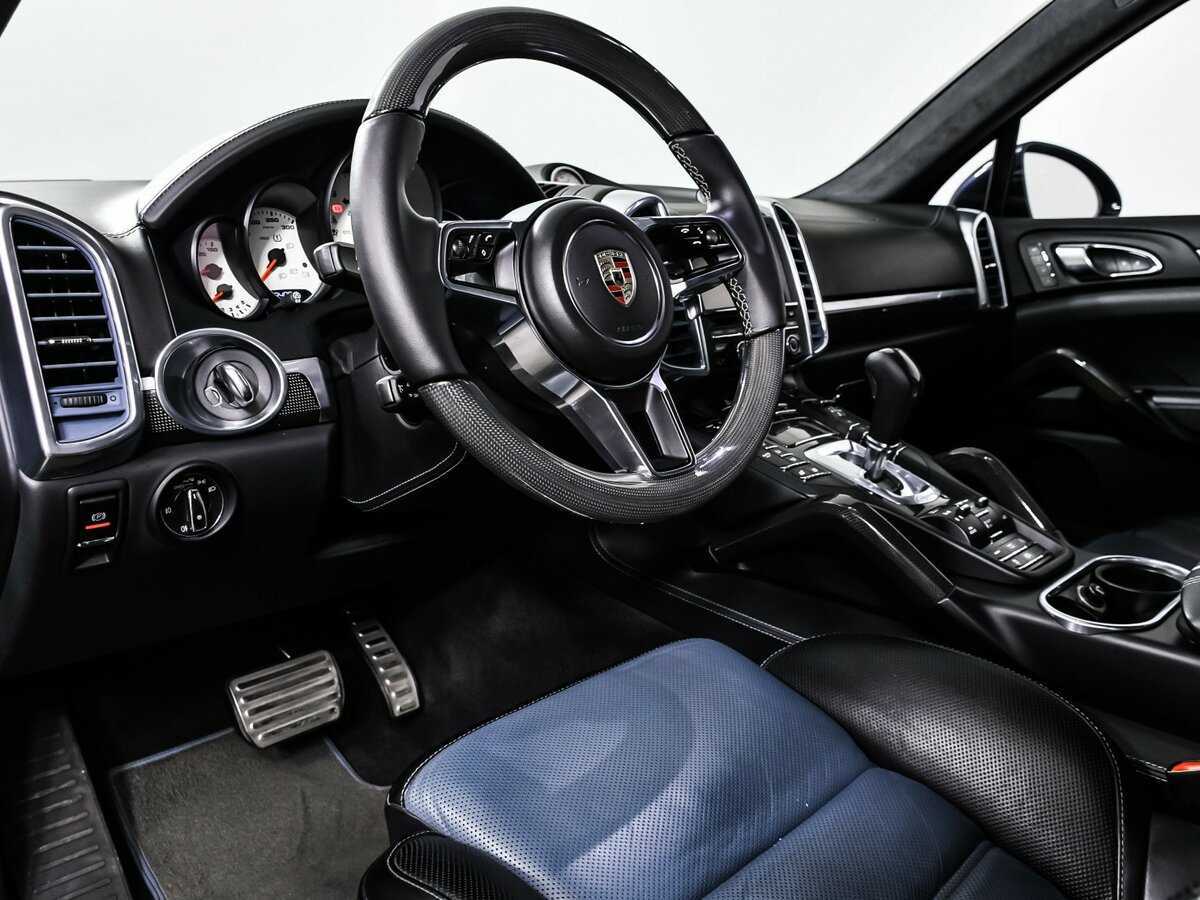 Porsche Cayenne Turbo, 2015 Фото №12