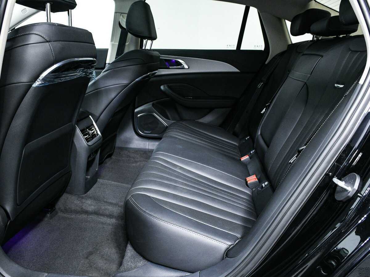 Hongqi H5, 2022 Фото №12