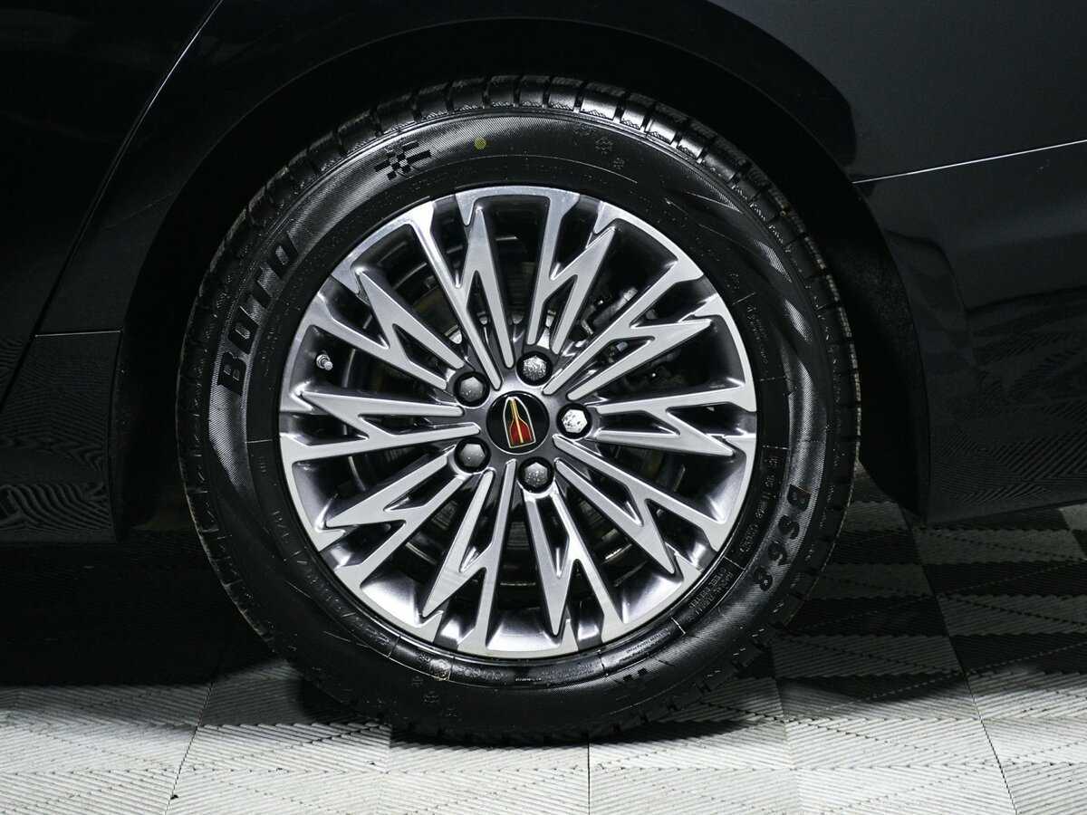 Hongqi H5, 2022 Фото №14