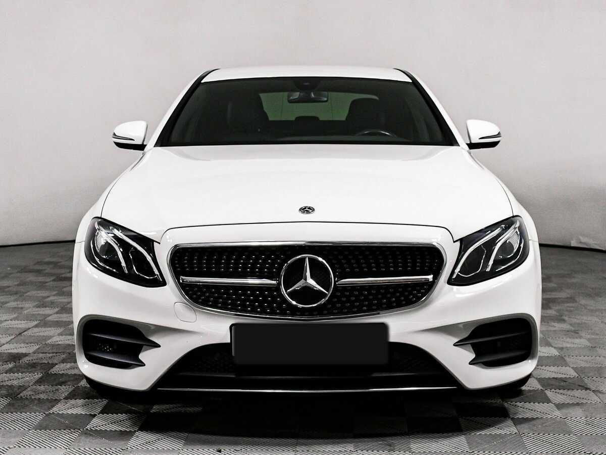 Mercedes-Benz E-Класс 220 d, 2019 - 66 810 км. | Фото №2