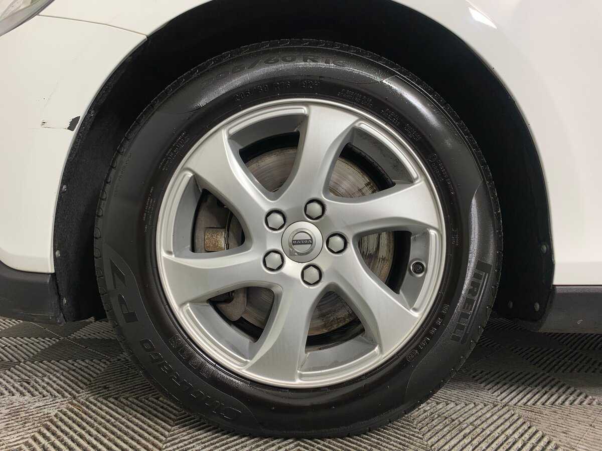 Volvo V40 Cross Country, 2017 Фото №9