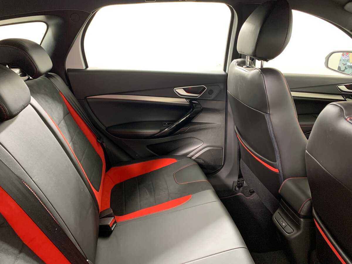 Lada (ВАЗ) Vesta SW Sportline, 2024 Фото №18