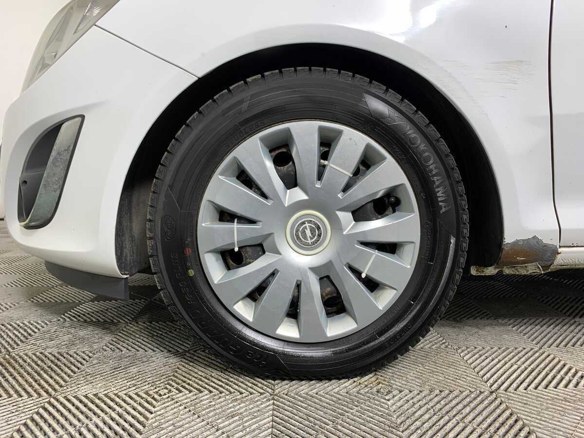 Opel Corsa, 2011 Фото №9