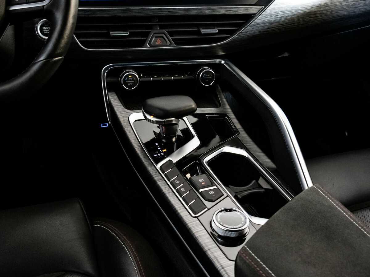 Geely Tugella, 2023 Фото №14