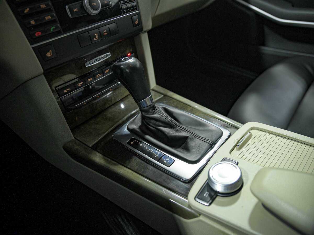 Mercedes-Benz E-Класс 200 7G-Tronic, 2011 Фото №11