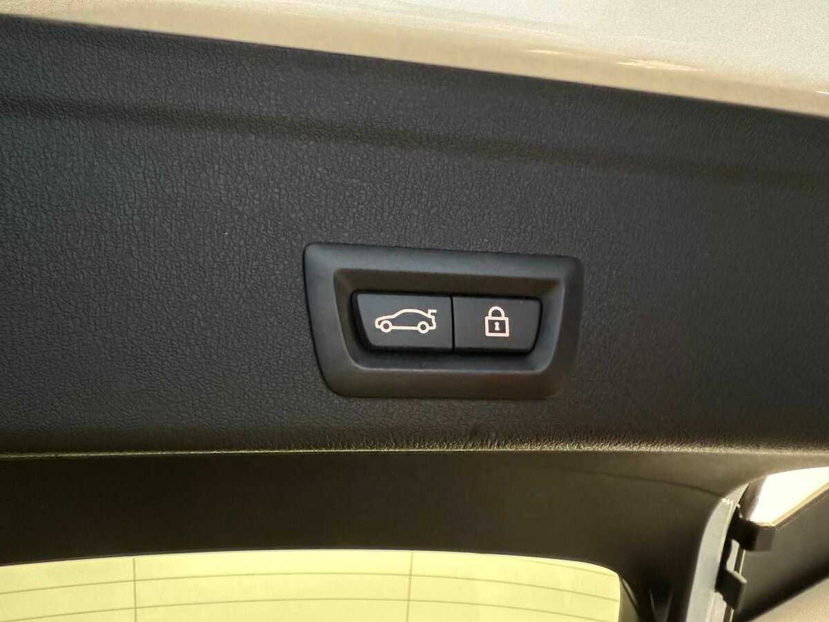 BMW X6 M50i, 2021 Фото №34