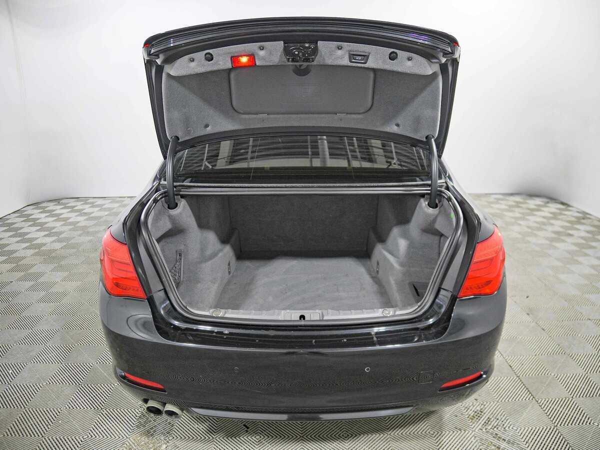 BMW 7 серии 730i, 2011 Фото №20