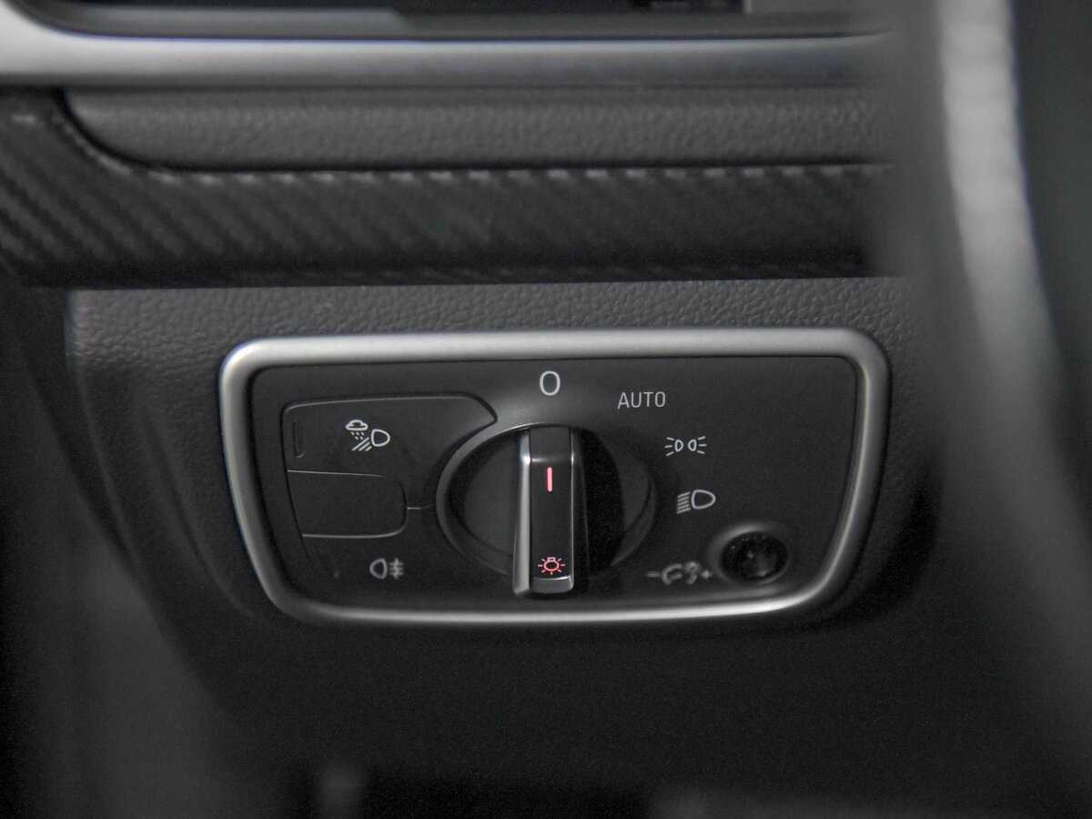 Audi A7, 2010 Фото №12