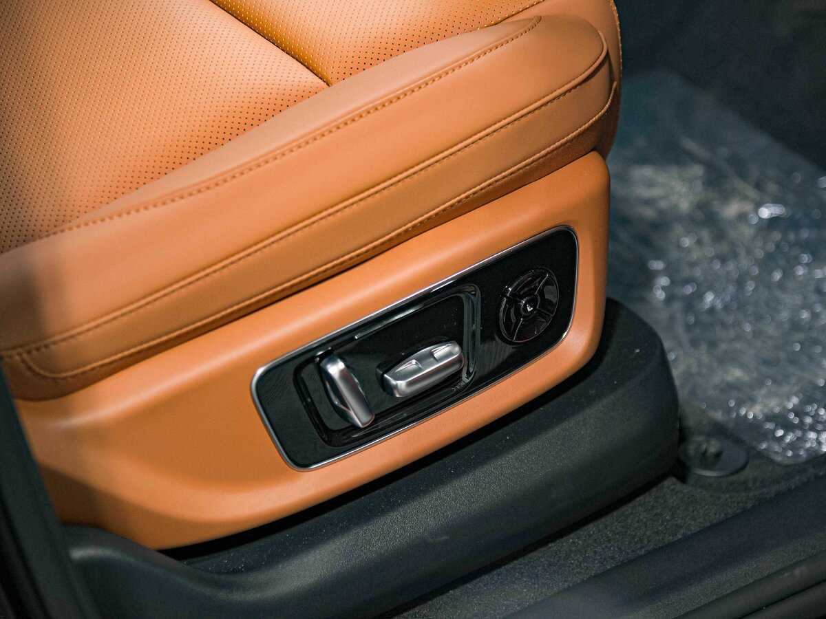 LiXiang L9 52.3 kWh, 2024 Фото №24