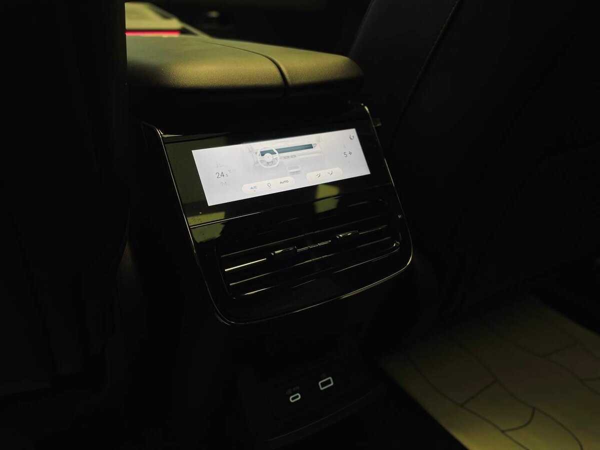 Voyah Free, 2024 Фото №20