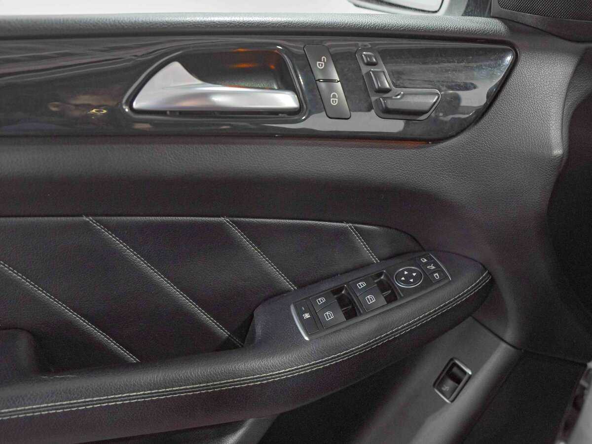 Mercedes-Benz GL-Класс 350 CDI BlueTEC, 2015 Фото №13