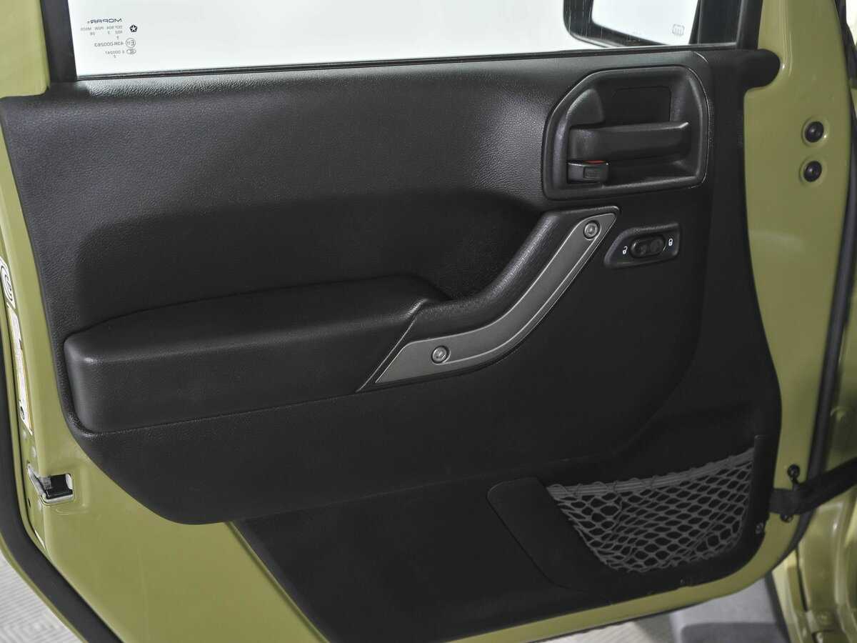 Jeep Wrangler, 2013 Фото №13