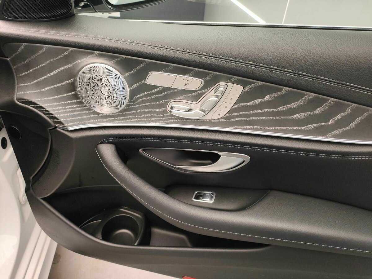 Mercedes-Benz E-Класс 350, 2020 Фото №22
