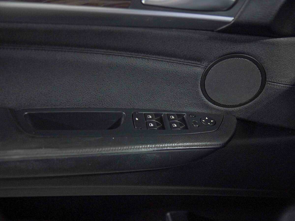 BMW X5 30d, 2011 Фото №13