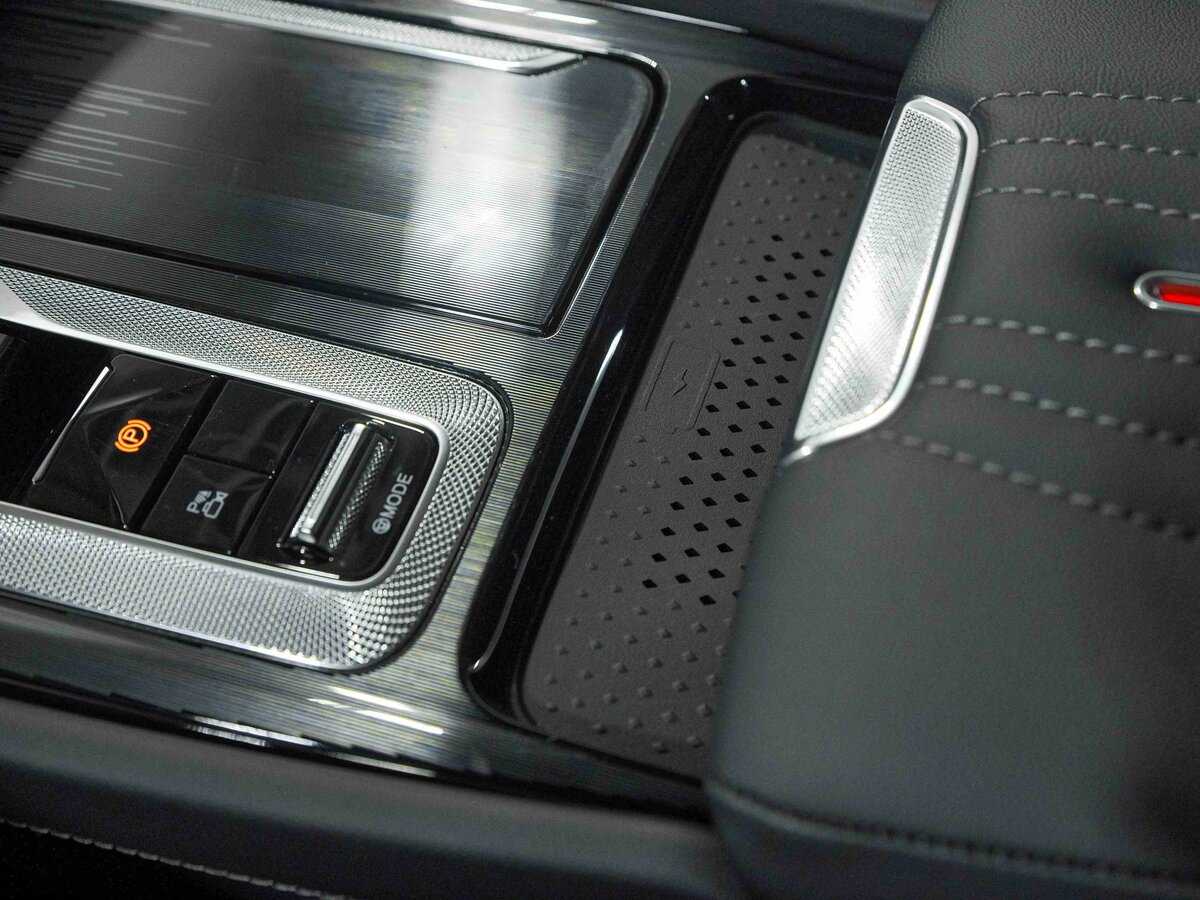 Hongqi H5, 2024 Фото №14