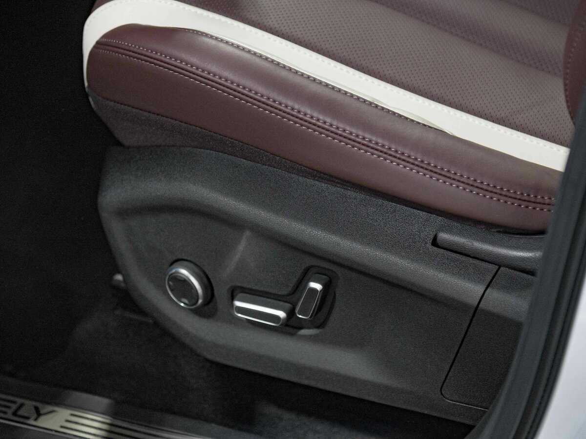 Geely Monjaro, 2024 Фото №17