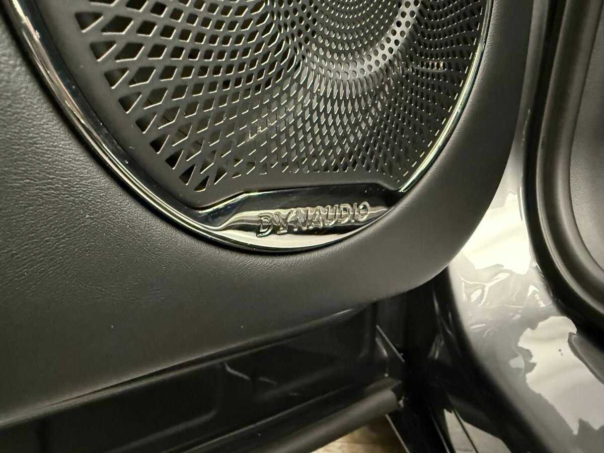 Voyah Free, 2024 Фото №15