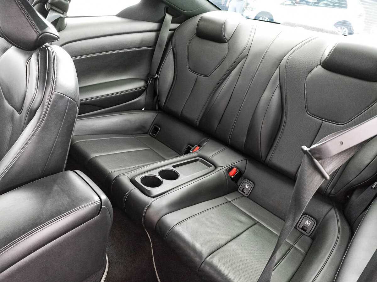 Infiniti Q60, 2017 Фото №12