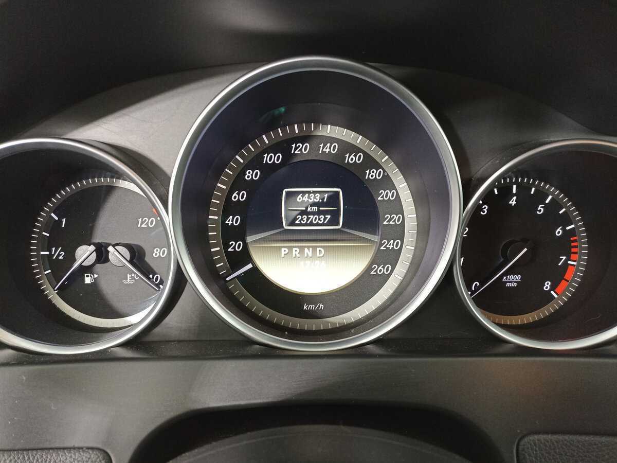 Mercedes-Benz C-Класс 180 BlueEFFICIENCY, 2012 Фото №13