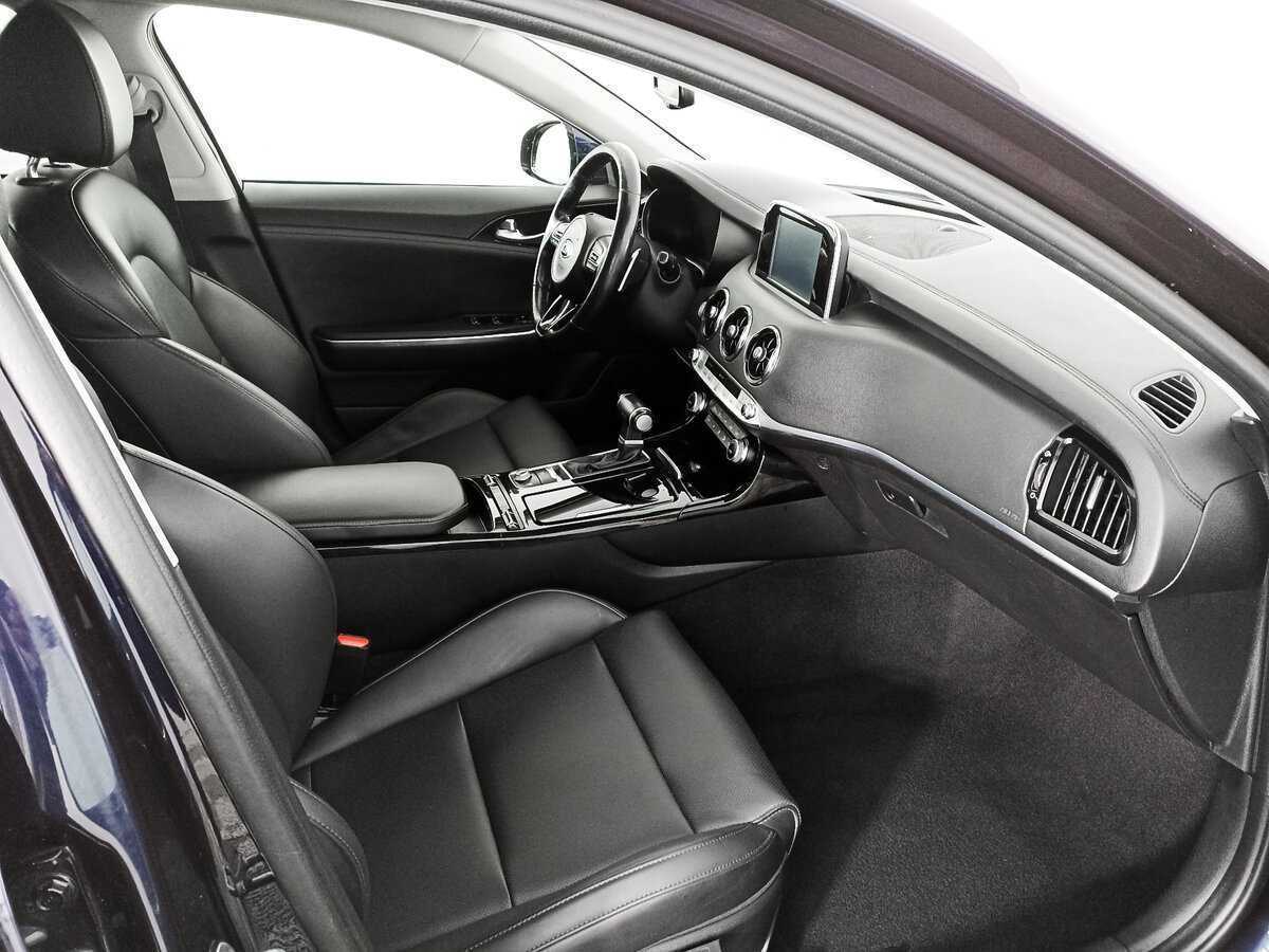 Kia Stinger, 2018 Фото №11