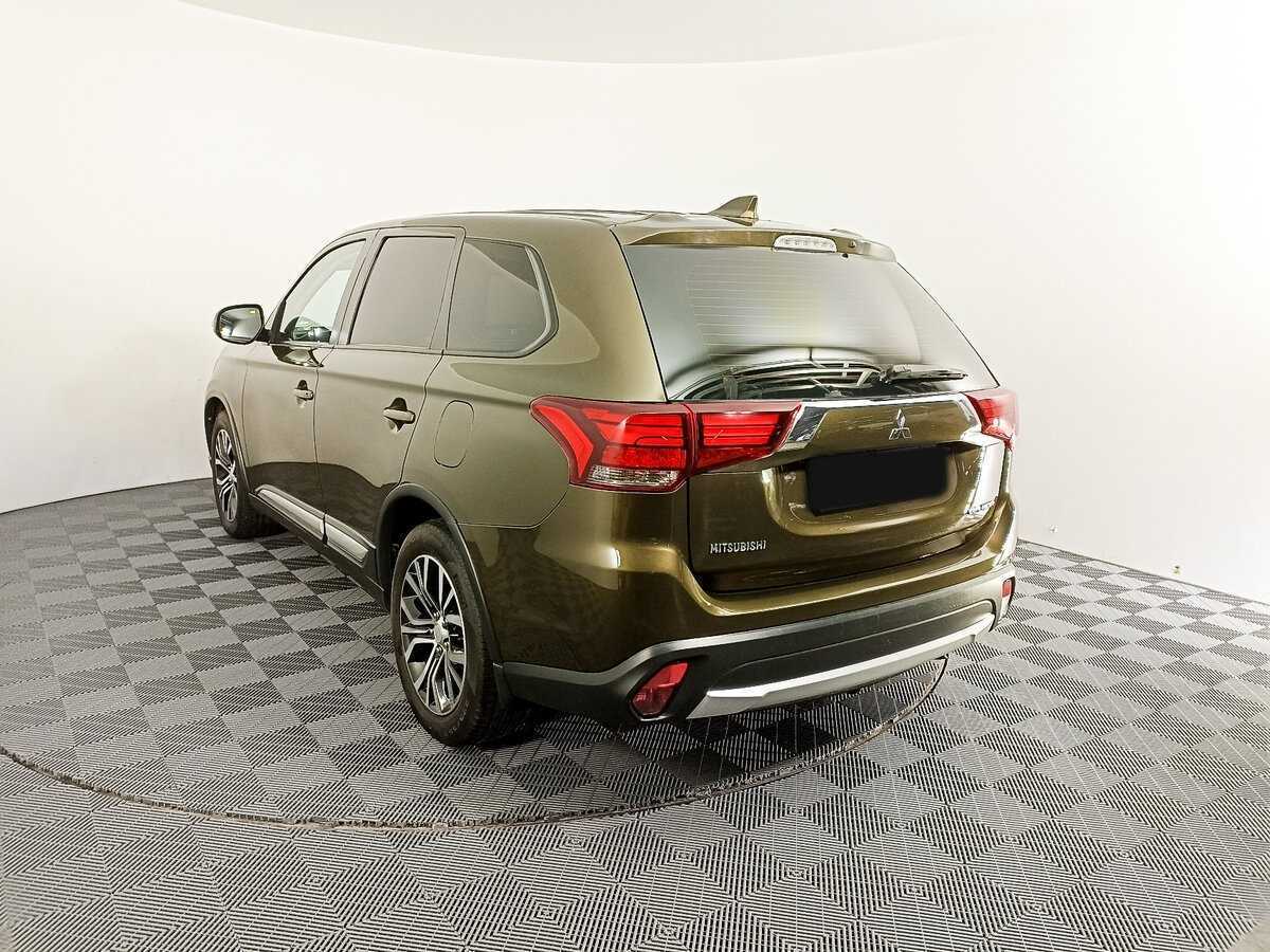 Mitsubishi Outlander, 2018 - 163 179 км. | Фото №6