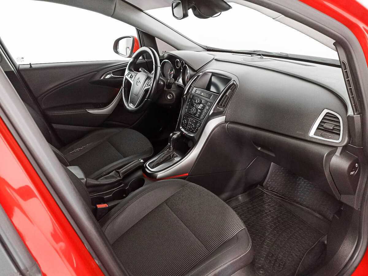 Opel Astra, 2012 - 148 901 км. | Фото №7