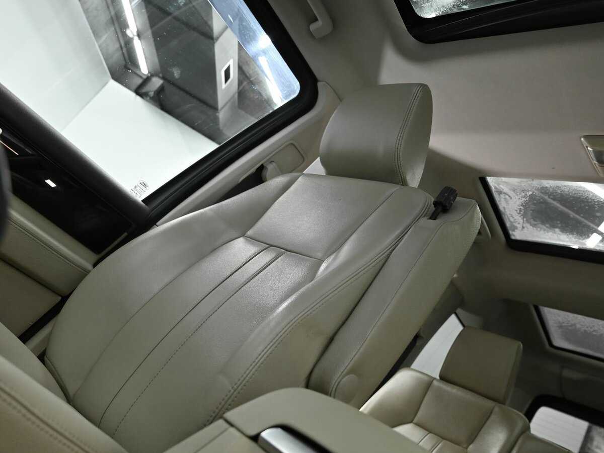 Land Rover Discovery, 2010 Фото №15