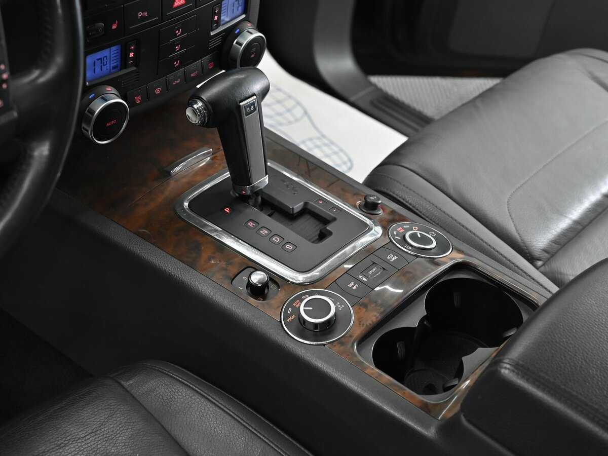 Volkswagen Touareg, 2010 Фото №9