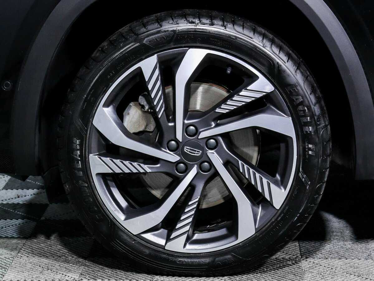 Geely Monjaro, 2023 Фото №12