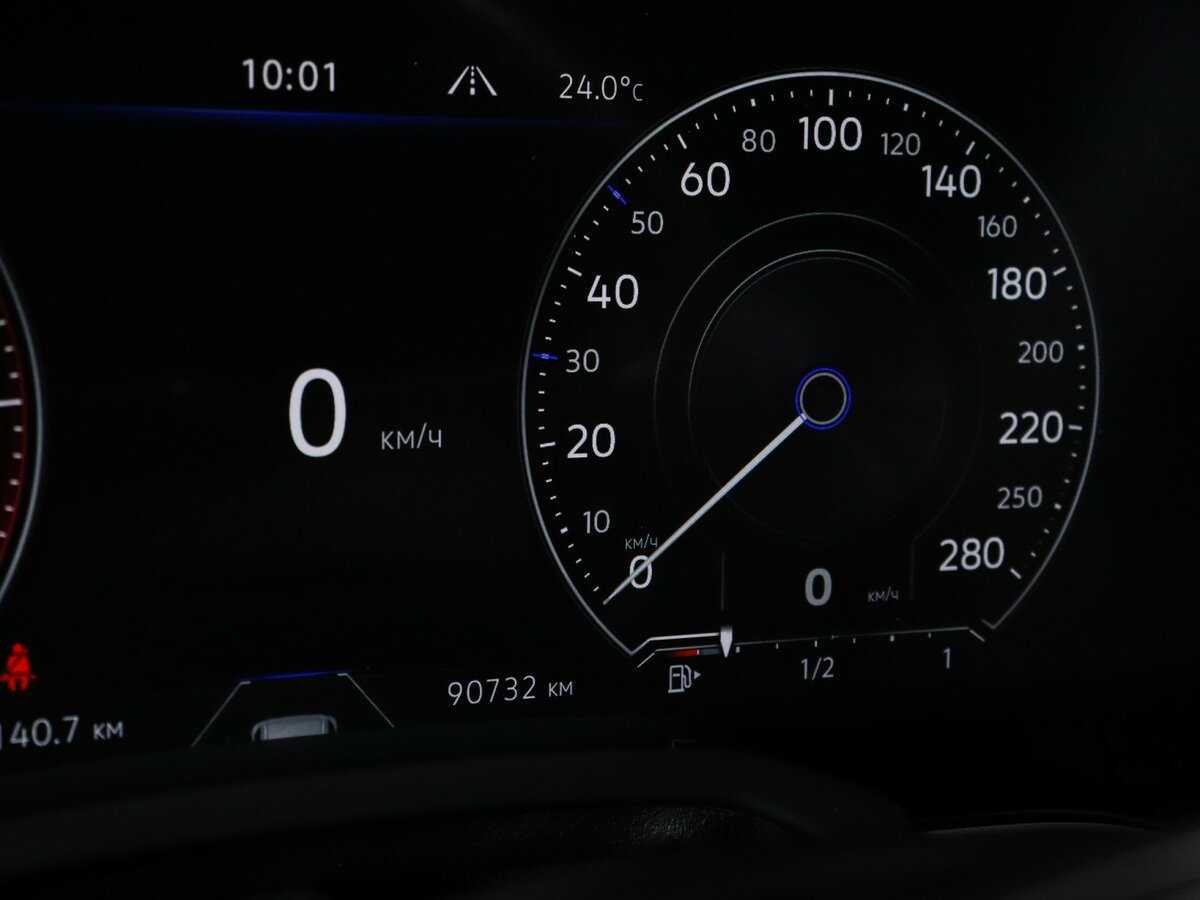 Volkswagen Touareg, 2018 Фото №11