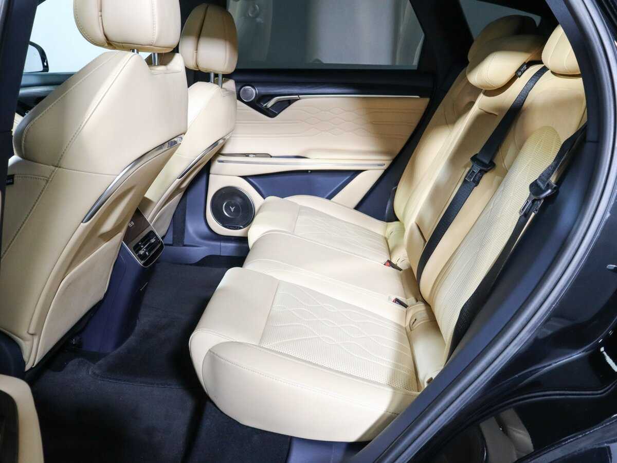 Voyah Free, 2023 - 38 200 км. | Фото №5