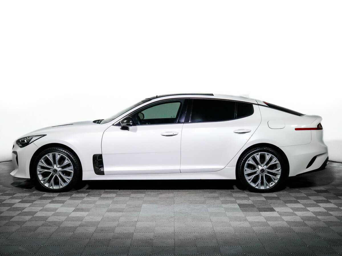 Kia Stinger, 2020 Фото №8