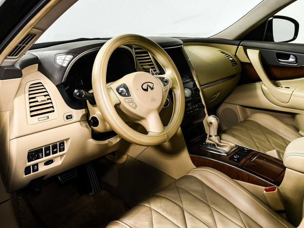 Infiniti FX37, 2011 Фото №12