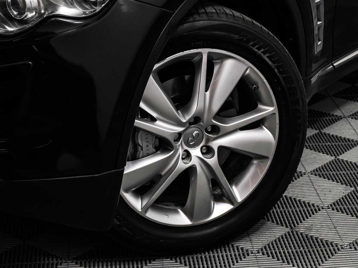 Infiniti FX37, 2011 Фото №14