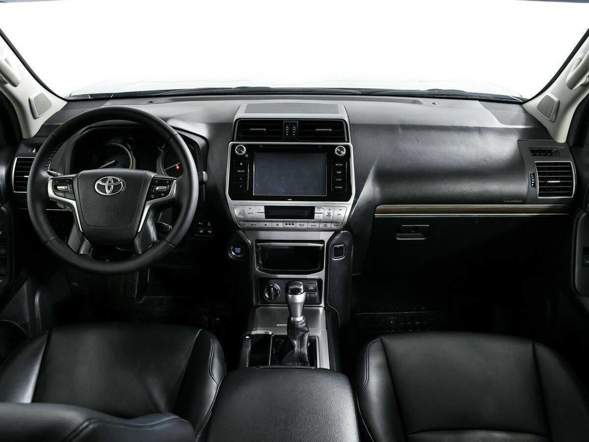 Toyota Land Cruiser Prado, 2017 Фото №9
