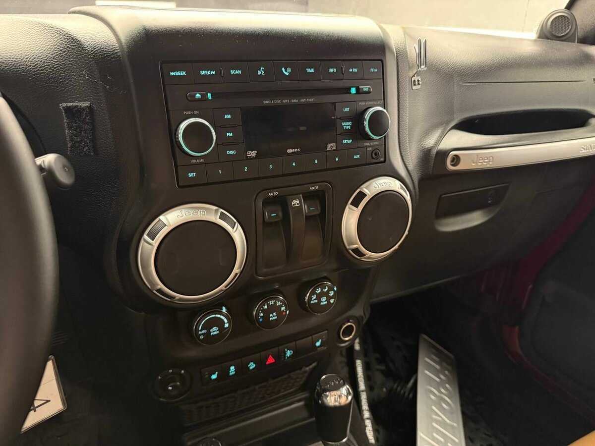 Jeep Wrangler, 2011 - 57 037 км. | Фото №8