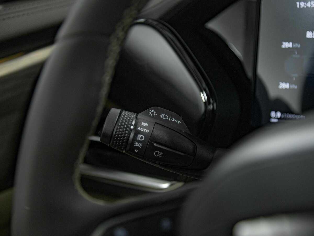 Geely Monjaro (Xingyue L), 2024 - 43 км. | Фото №7