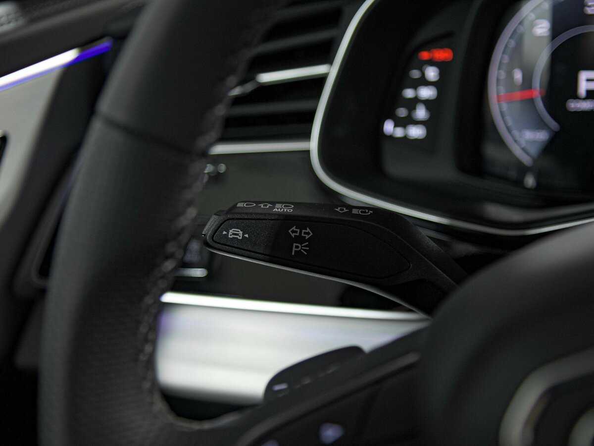 Audi Q8 50 TDI, 2023 Фото №9
