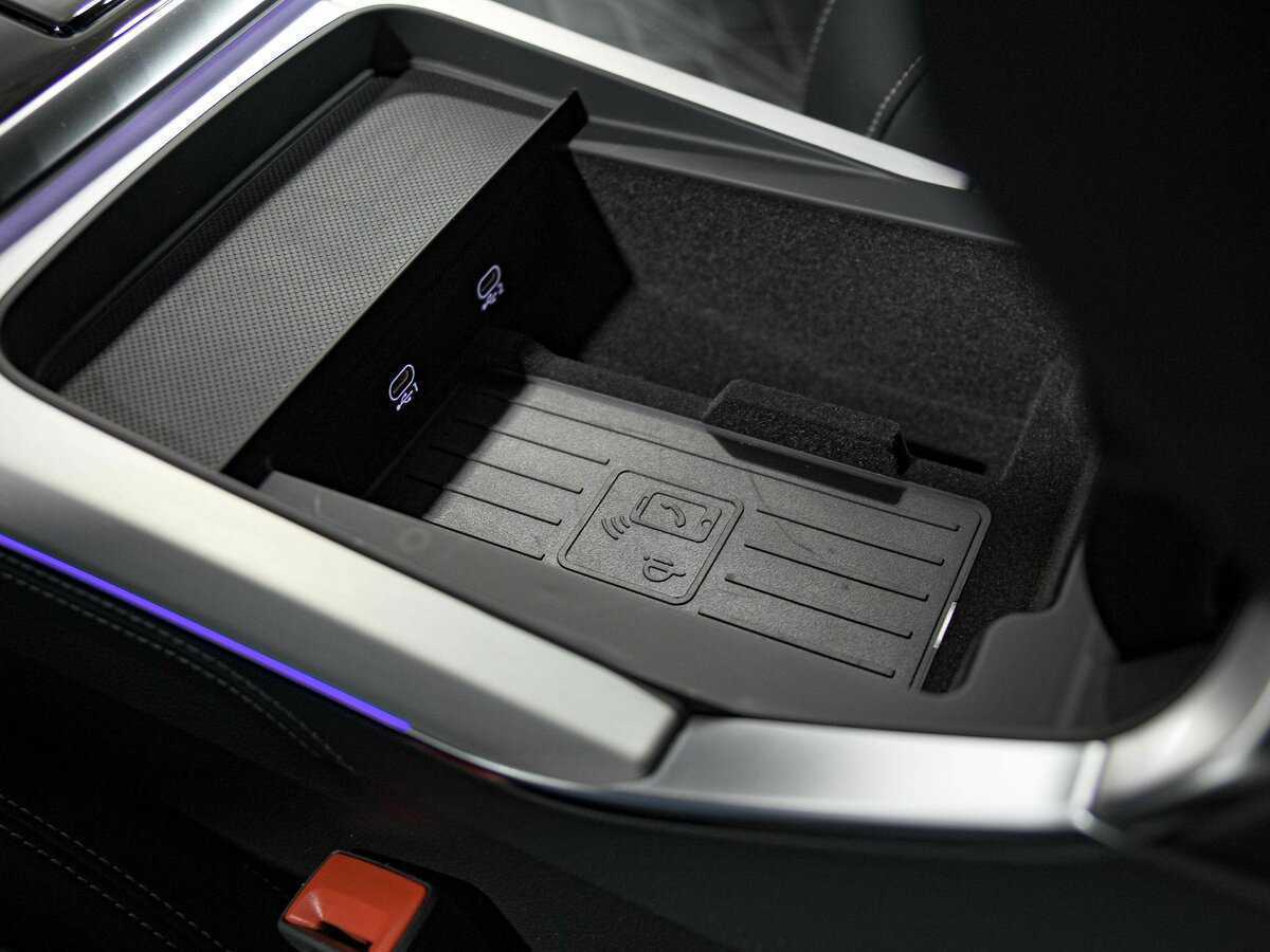 Audi Q8 50 TDI, 2023 Фото №16