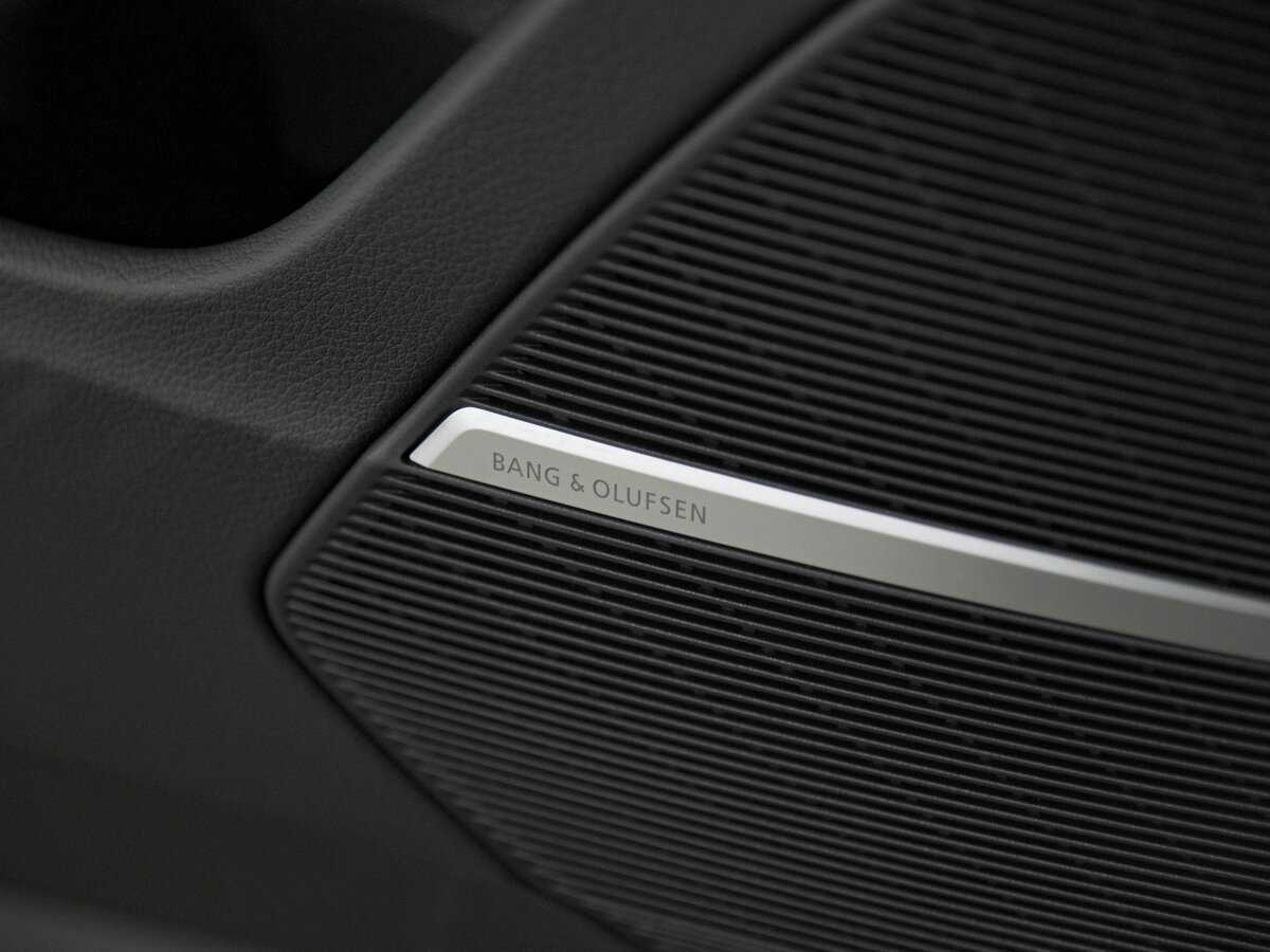 Audi Q8 50 TDI, 2023 Фото №19