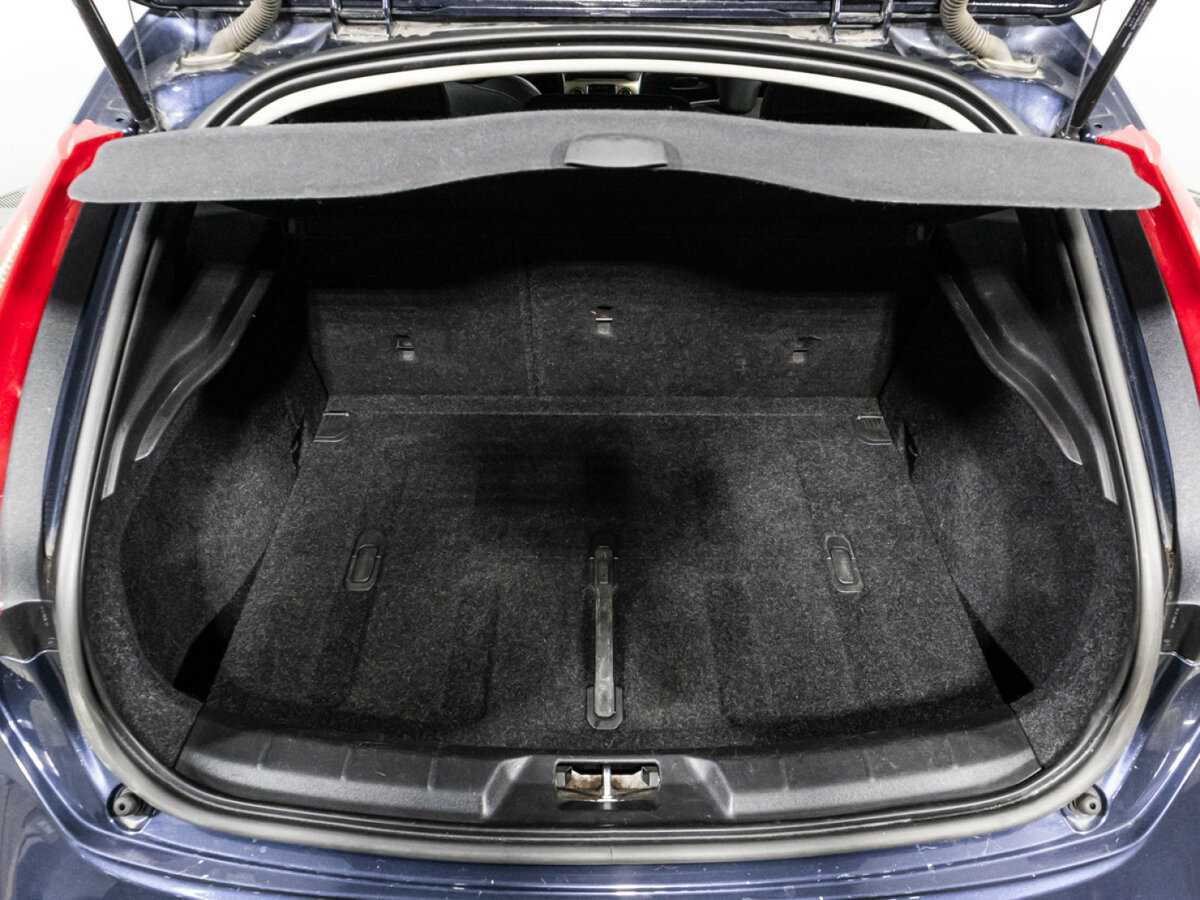 Volvo V40 Cross Country, 2014 Фото №15