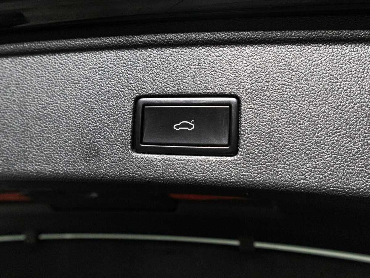 Volkswagen Touareg, 2019 Фото №20