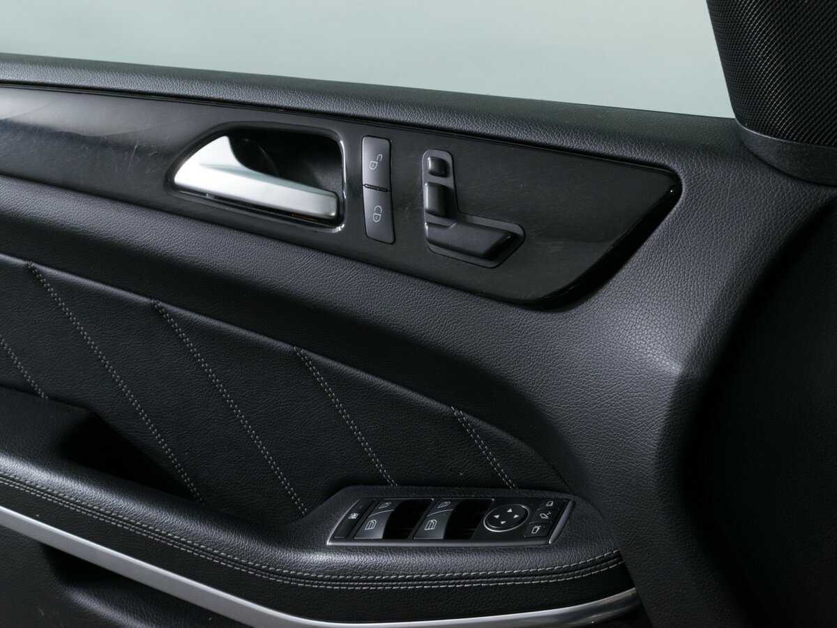 Mercedes-Benz GL-Класс 400, 2014 Фото №17