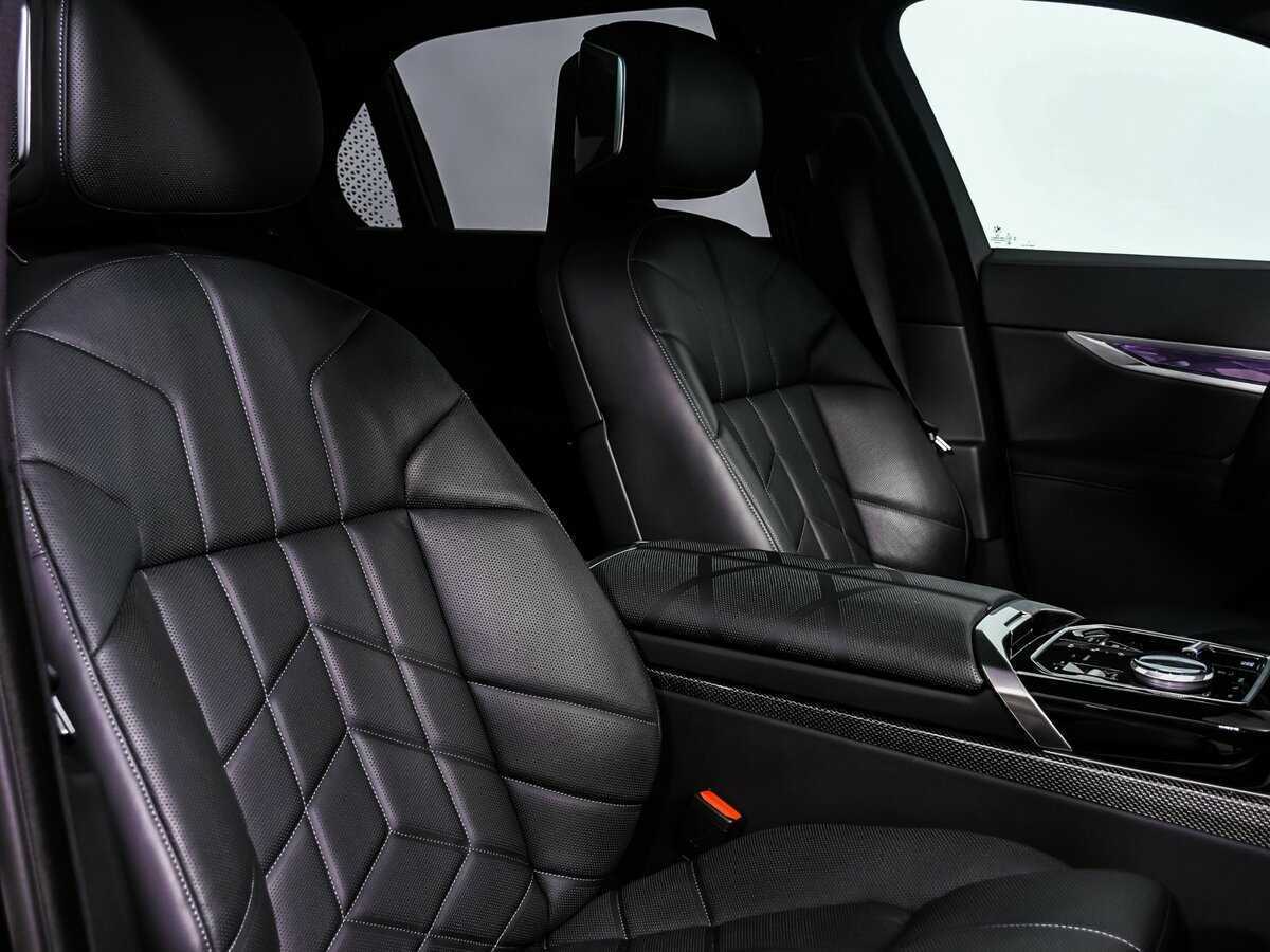 BMW 7 серии 740d xDrive, 2023 Фото №19