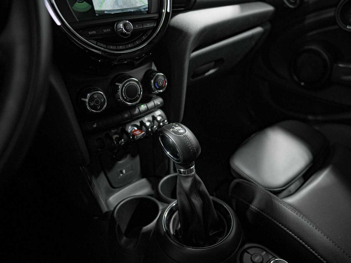 Mini Hatch Cooper, 2018 Фото №10