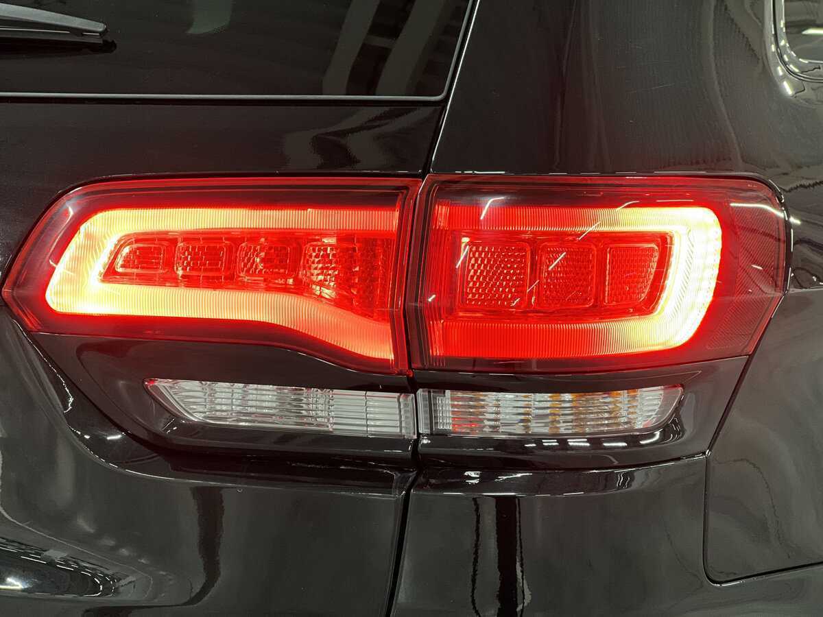 Jeep Grand Cherokee, 2019 Фото №9