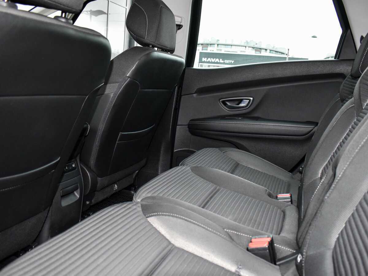 Renault Scenic, 2018 Фото №12