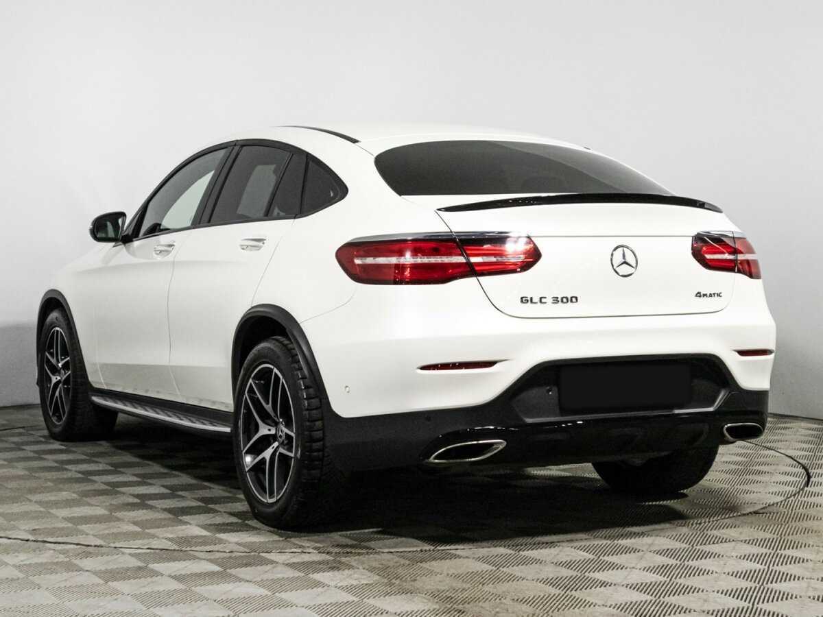 Mercedes-Benz GLC Coupe 300, 2018 Фото №7